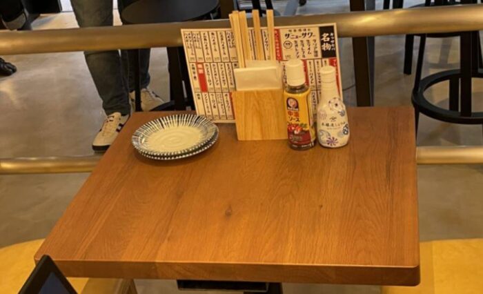 キッサカバの座席