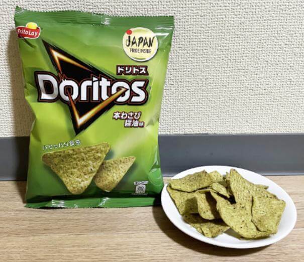 ドリトス 本わさび醤油味のパッケージと実際の商品